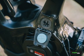 We test the Cannondale Motera Neo Carbon LT 2: pure power