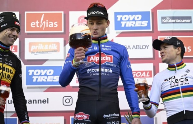 Van der Poel vence a primeira grande batalha entre os três magníficos