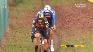 Van Aert beats Van der Poel in the final sprint of the Zolder Supersprestige