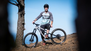 Sam Pilgrim se junta a Canyon CLLCTV para 2023