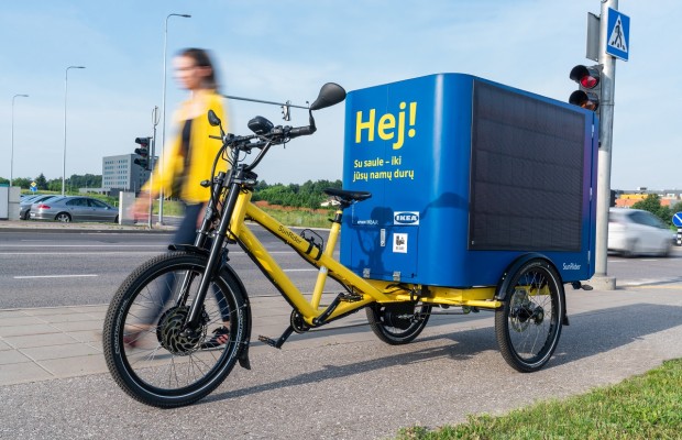 IKEA testa com êxito uma bicicleta elétrica de entrega carregada com energia solar