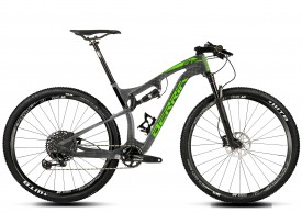 La nueva serie limitada de Berria llega fabricada en fibra de carbono TeXtreme