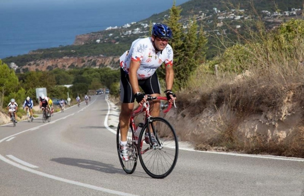 Better to be a cyclist with overweight than slim and sedentary person.