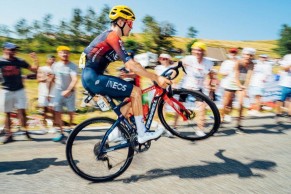 Pidcock starts his road season in Algarve, this is his calendar