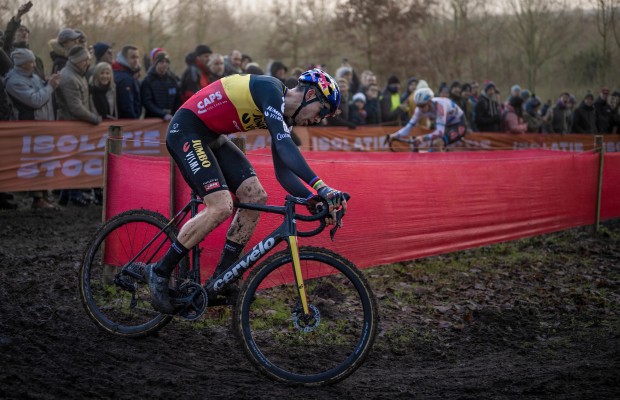 Pidcock aposta em Van Aert para o Mundial CX