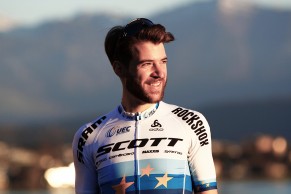 Kate Courtney y Lars Forster fichan por el Scott SRAM