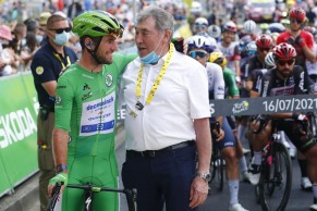 Netflix is working on a documentary film about Mark Cavendish