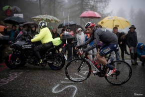 Waterproof cycling jackets: what to consider and which ones are best