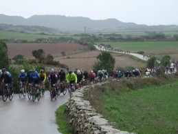 Waterproof cycling jackets: what to consider and which ones are best