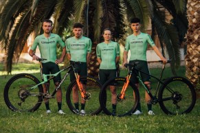 Orbea Factory Team presents its kits and bikes for 2023