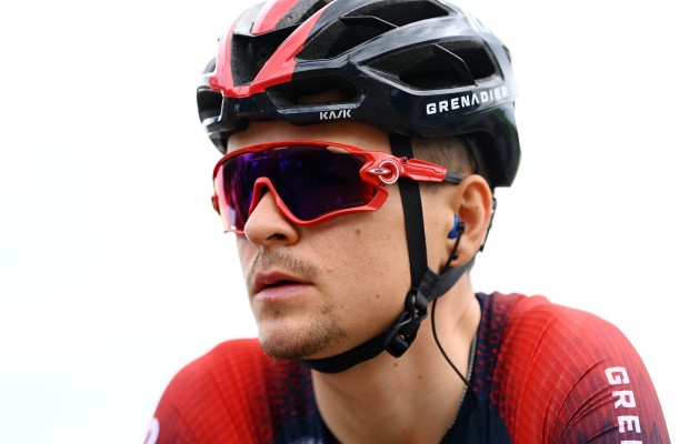 Estreno agridulce de Pidcock, pero su entrenamiento en un hotel hipóxico parece que ha funcionado