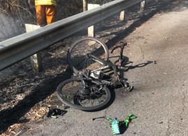 A este ciclista australiano le ha explotado y ardido su bici eléctrica cuando pedaleaba sobre ella