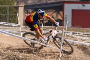 Dascalu gana los Internacionales de Chelva tras un gran duelo con De Froindmont