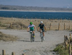 Maverick Viñales and Tomi Misser will team up for the Andalucía Bike Race by GARMIN 2023