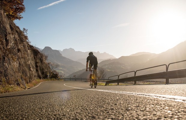 Garmin explains 71% drop in its cycling fitness division