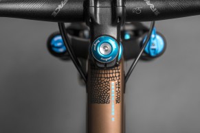 Nueva Santa Cruz Chameleon C en carbono, aún más polivalente