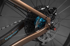 Nueva Santa Cruz Chameleon C en carbono, aún más polivalente