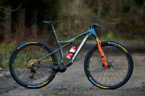 La Orbea Oiz del equipo KMC Ekoi Orbea para la temporada 2019