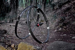 ventajas-ruedas-carbono-mountain-bike