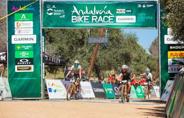 The best images of the queen stage of the Andalucía Bike Race 2023