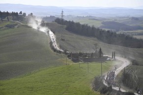 Tom Pidcock's epic victory in Strade Bianche