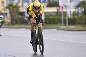 Filippo Ganna wins the first stage of Tirreno-Adriatico 2023