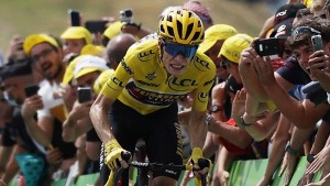 Netflix's first trailer for the upcoming series about the Tour