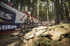 norco-bicycles-equipo-xc-fabrica