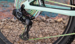 SRAM Eagle AXS, el primer grupo electrónico sin cables para mountain bike