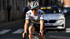 Evenepoel blows up the Teide KOM