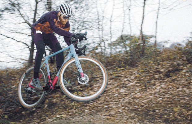 New Canyon Grizl CF SL 7 Throwback with retro MTB aesthetics
