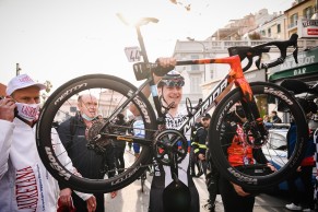 How to watch Milan-San Remo 2023: times and favorites