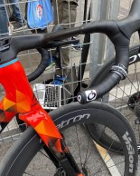 Les tiges de selle télescopiques de MTB reviennent à la Milan-San Remo