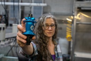 bujes-industry-nine-hydra-101