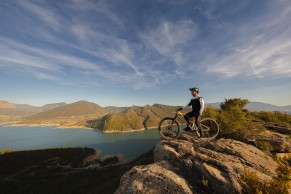 Mondraker Foxy Carbon 2023: models and prices