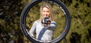 Emily Batty competirá con ruedas Fulcrum y se confirma que estará en la Copa del Mundo XC 2023