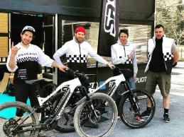 Peugeot presenta su equipo oficial de competición