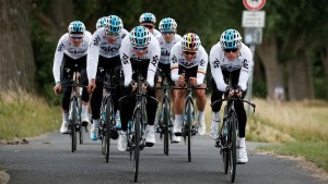 sir-jim-ratcliffe-equipo-sky