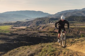 Nueva gama Mondraker Raze Carbon 2023