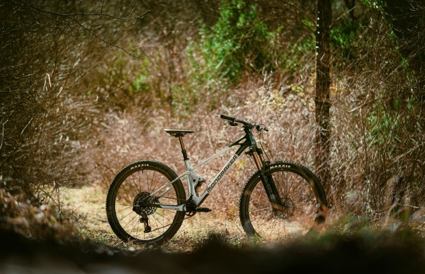 Nueva gama Mondraker Raze Carbon 2023