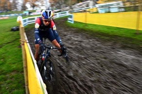 Pauline Ferrand-Prevot poderia mudar para a estrada após os Jogos Olímpicos de Paris