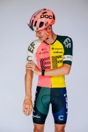 El EF Education-EasyPost estrena equipación, reciclada, para el Giro de Italia
