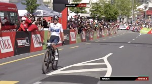 Pidcock faints, recovers and wins the Bike Revolution XCO of Chur 2023