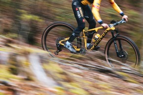 New ZFS-5, Cervélo introduces its first full-suspension mountain bike