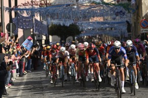 Mads Pedersen gana el sprint de la 6 etapa del Giro