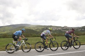 Davide Bais gives victory to Eolo-Kometa in the 7th stage of the Giro d'Italia
