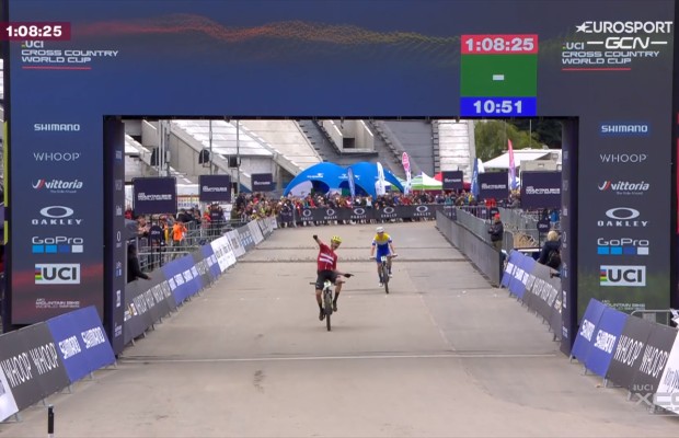 Solvhoj y Pedersen ganan la Copa del Mundo XCO sub23 en Nove Mesto