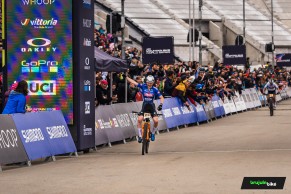 Pieterse le gana el duelo a Ferrand-Prevot y se lleva la Copa del Mundo XCO de Nove Mesto