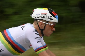 Remco Evenepoel leaves Giro d'Italia for Covid