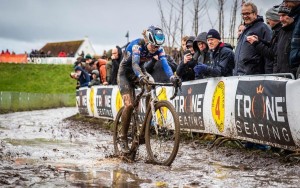 Puck Pieterse, the total cyclist who stole all the attention in Nove Mesto